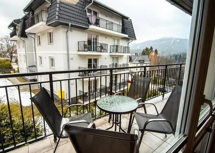 Markowe Zloty Park 公寓 *