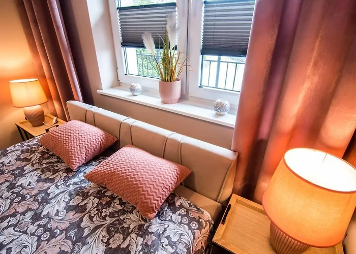 Markowe Zloty Park 斯克拉斯卡波伦巴