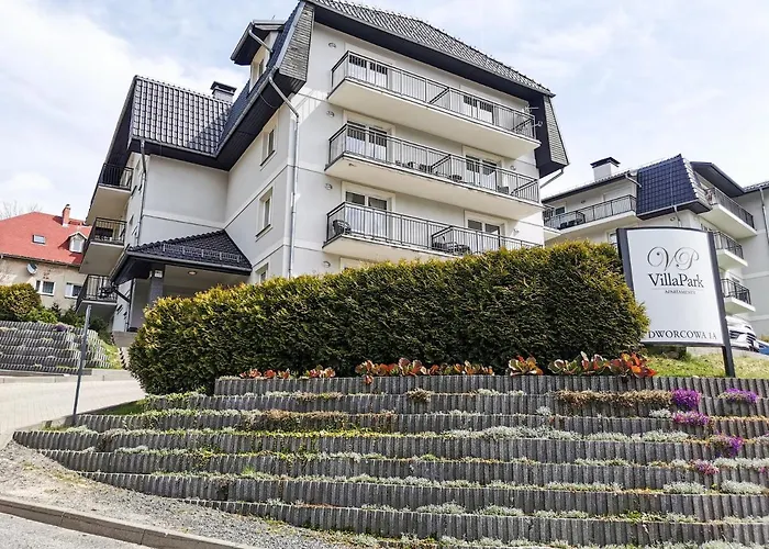 Markowe Zloty Park 公寓 *